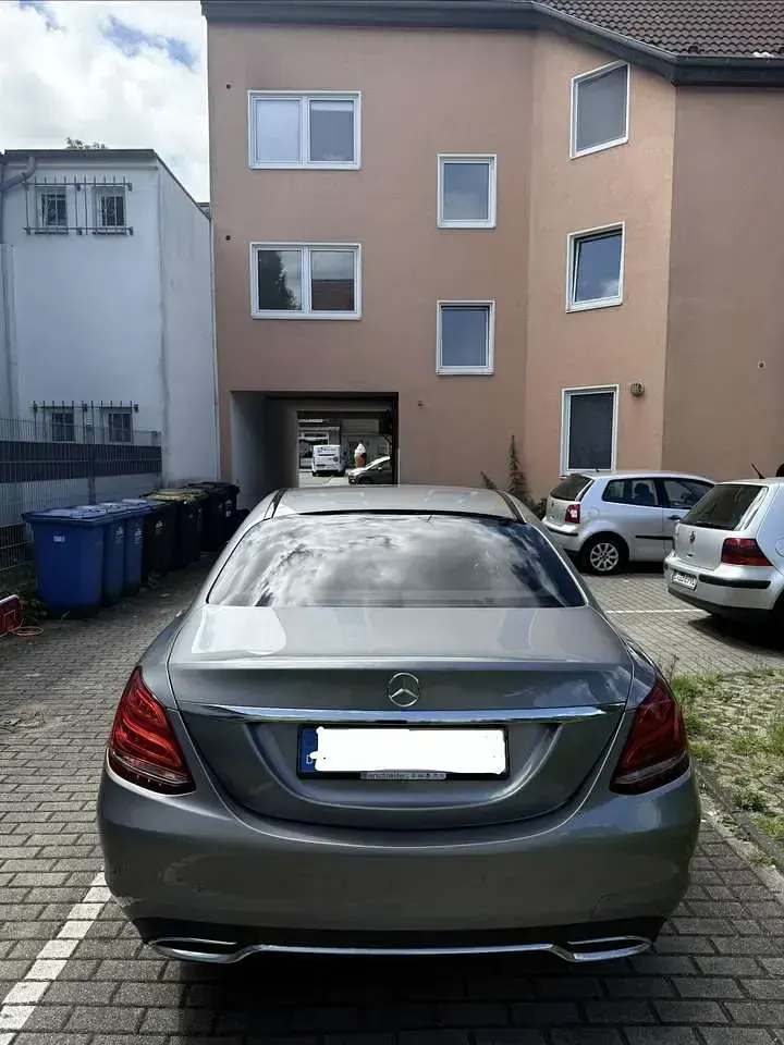 Gebraucht Mercedes C220 170 PS (125 kW) 2015 Silber Limousine