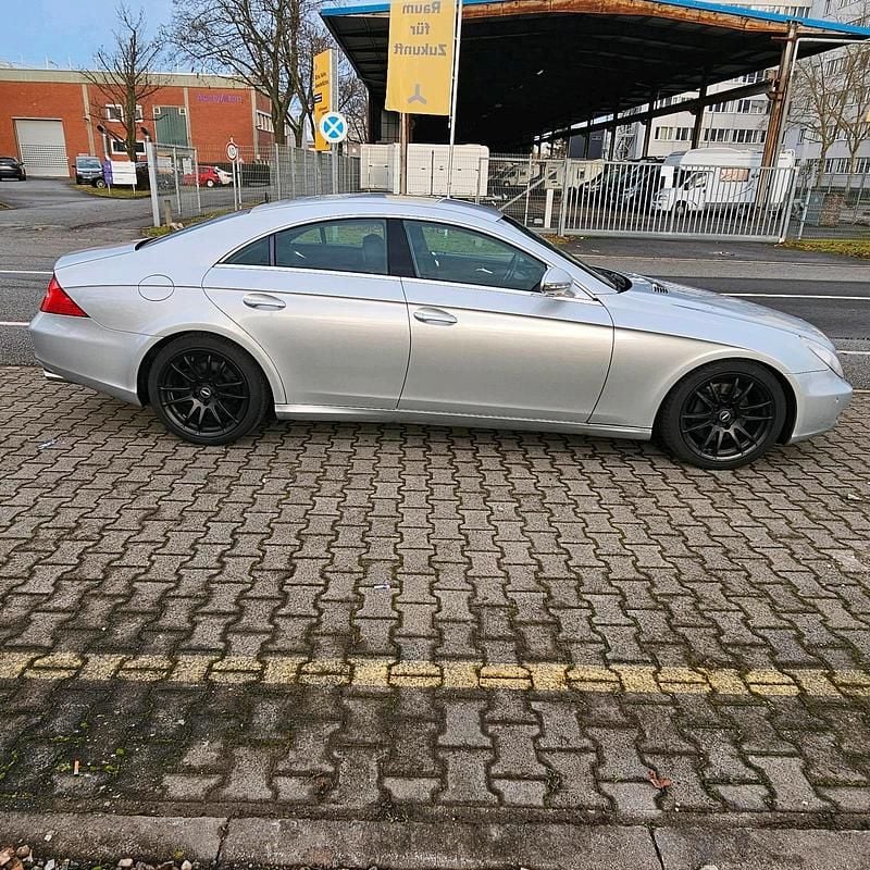 Gebraucht Mercedes CLS350 272 PS (200 kW) 2006 Silber Coupé