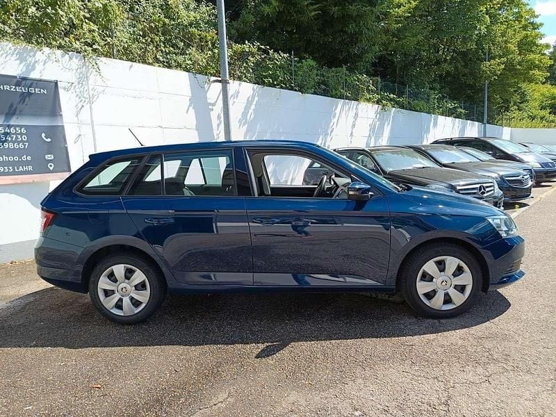 Second-hand Skoda Fabia Active 90 CP (66 kW) 2017 Albastru Hatchback