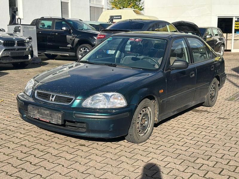 Grün Gebraucht 1998 Honda Civic Comfort Limousine | 1.499 € (Fairer Preis) - Bild 1/4