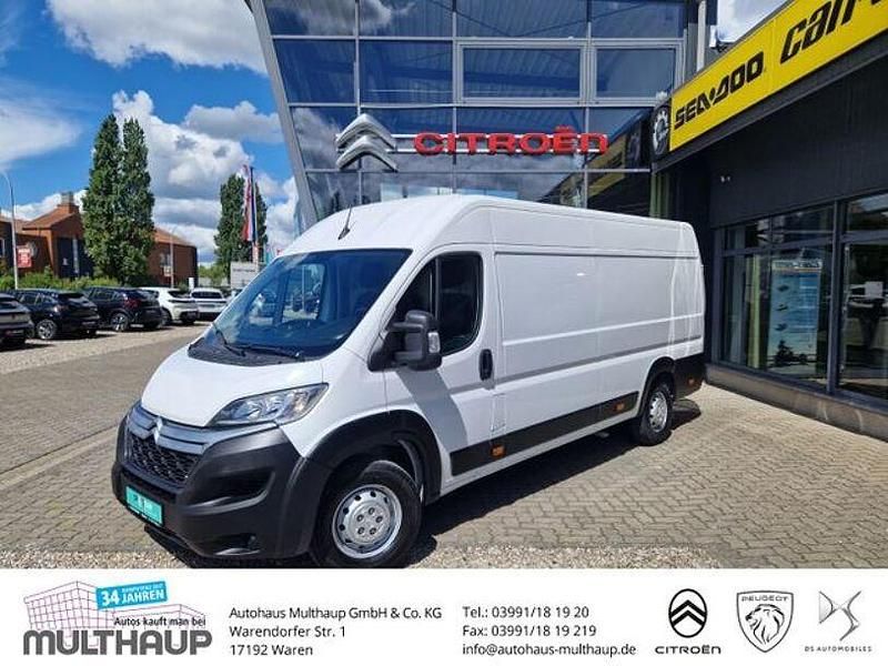 Weiss Gebraucht 2024 Citroën Jumper Van / Kleinbus | 27.840 € (Etwas zu teuer) - Bild 1/4