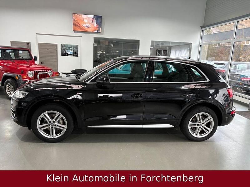 Second-hand Audi Q5 S-line plus 190 CP (139 kW) 2017 Negru SUV