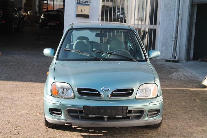 Grün Gebraucht 2002 Nissan Micra Kleinwagen | 1.850 € (Teuer) - Bild 1/4