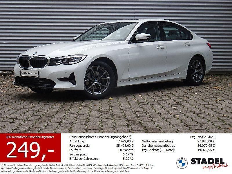 Weiß Gebraucht 2022 BMW 320 Sport Line Limousine | 34.479 € (Fairer Preis) - Bild 1/4