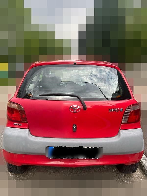 Gebraucht Toyota Yaris 68 PS (50 kW) 1999 Rot Limousine
