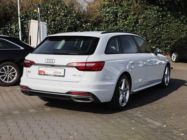 Gebraucht Audi A4 Advanced Plus 163 PS (119 kW) 2024 Gletscherweiß metallic Kombi