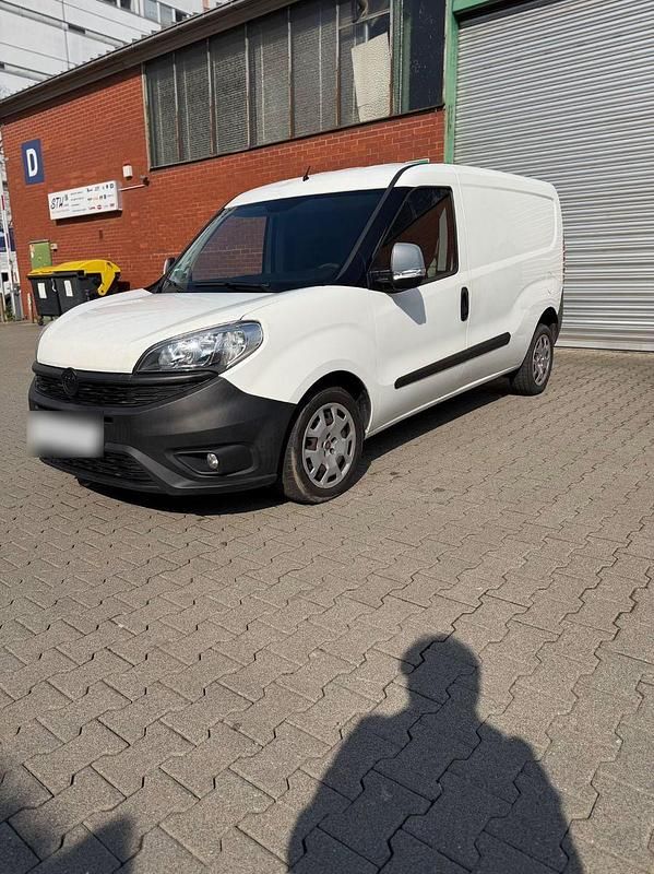Gebraucht Fiat Doblò 105 PS (77 kW) 2016 Weiß Van / Kleinbus