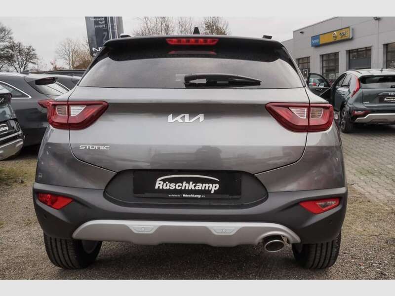 Gebraucht Kia Stonic 101 PS (74 kW) 2024 Grau SUV