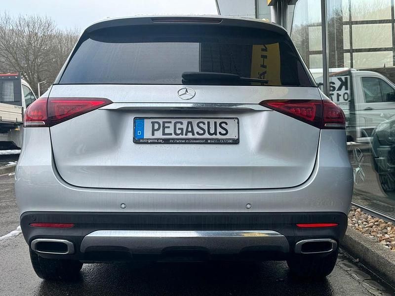 Gebraucht Mercedes GLE300 245 PS (180 kW) 2021 Silber SUV