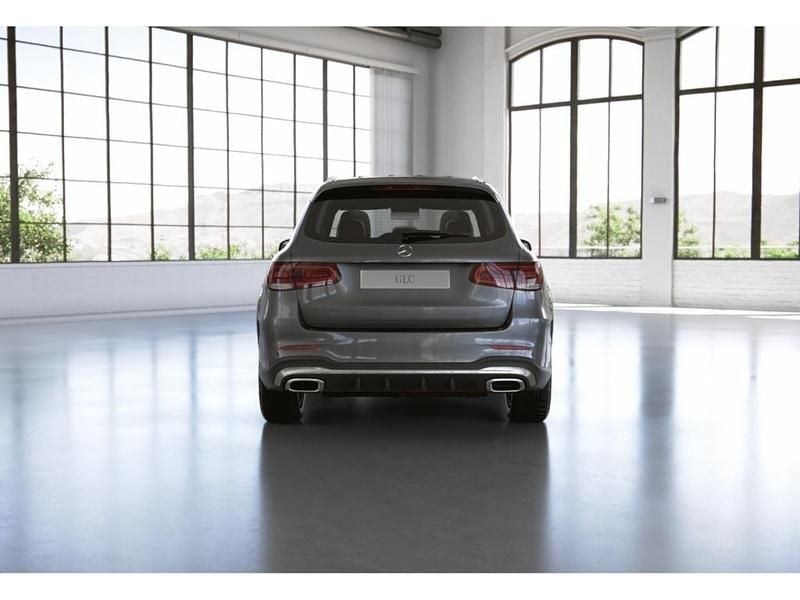 Gebraucht Mercedes GLC220 AMG 194 PS (142 kW) 2022 Metalliclack selenitgrau SUV