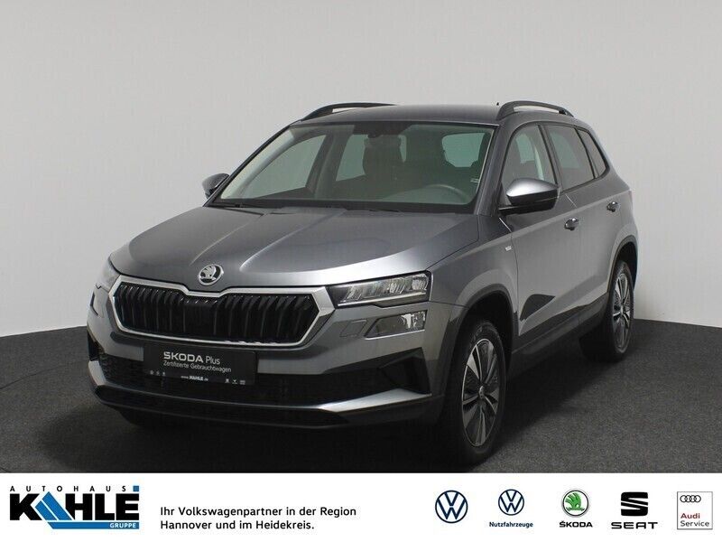 Grau Gebraucht 2023 Skoda Karoq Ambition SUV | 30.690 € (Fairer Preis) - Bild 1/4