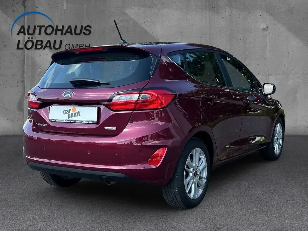 Gebraucht Ford Fiesta Titanium 125 PS (91 kW) 2022 Rot Kleinwagen