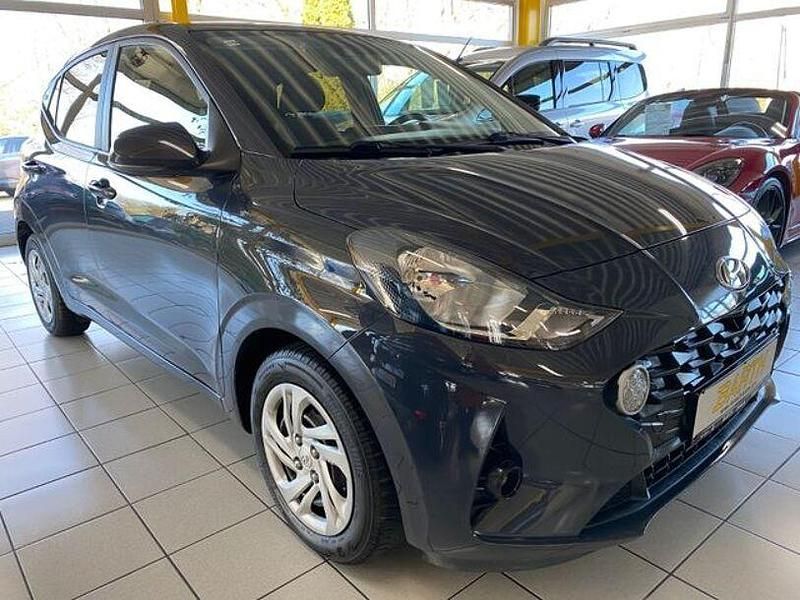 Gebraucht Hyundai i10 Trend 67 PS (49 kW) 2022 Andere Kleinwagen