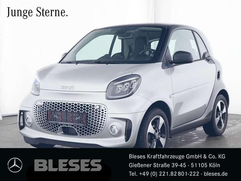 Bodypanels in cool silver () Gebraucht 2024 Smart ForTwo Electric Drive Exclusive Coupé | 16.200 € (Fairer Preis) - Bild 1/4