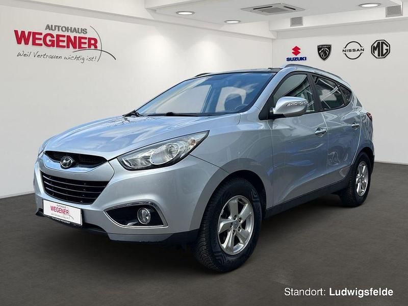 Machine silver Gebraucht 2010 Hyundai ix35 Style SUV | 10.990 € (Fairer Preis) - Bild 1/4