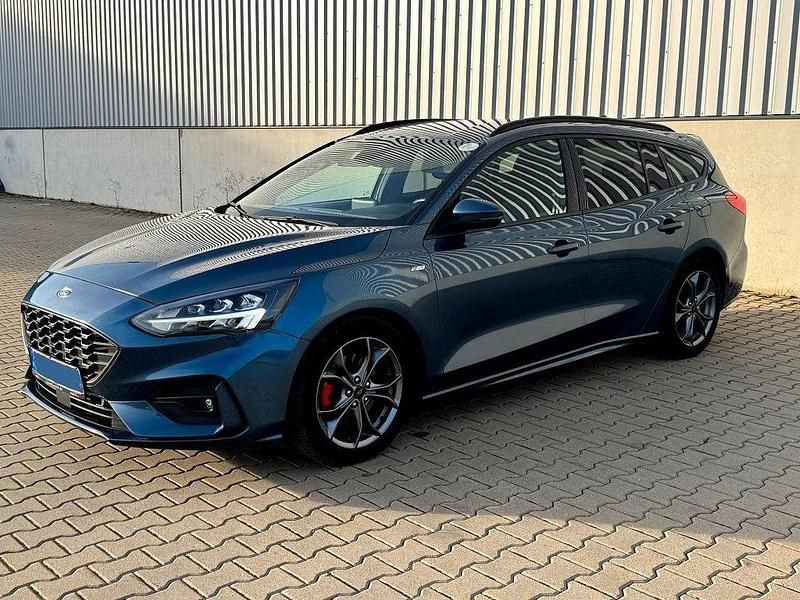 Gebraucht Ford Focus ST-Line X 150 PS (110 kW) 2020 Blau Limousine