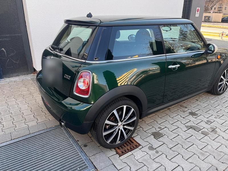 Usata Mini ONE 75 CV (55 kW) 2011 Verde Utilitaria