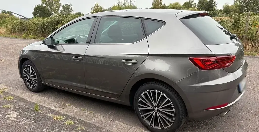 Gebraucht Seat Leon XCELLENCE 150 PS (110 kW) 2017 Braun Limousine