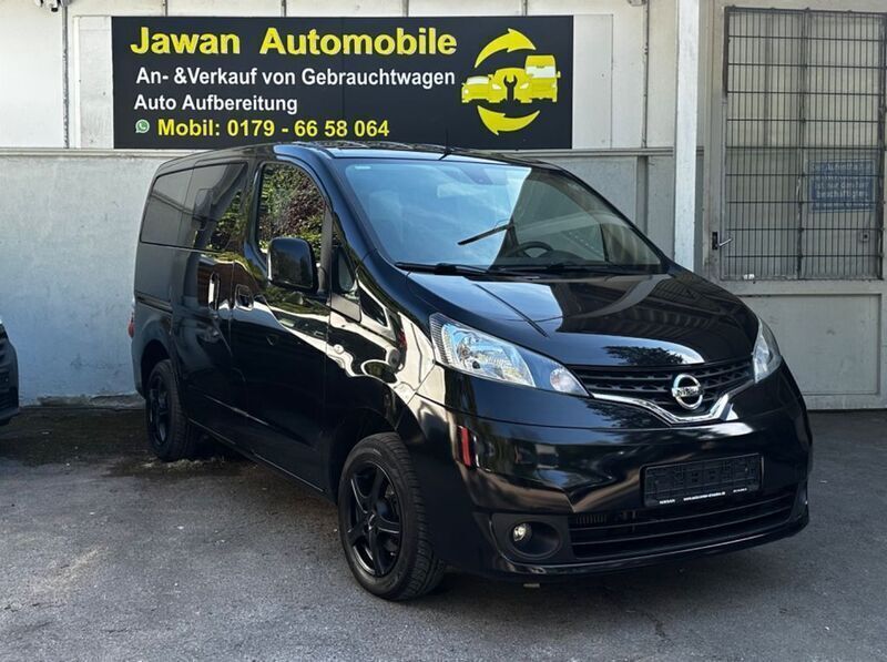 Schwarz Gebraucht 2016 Nissan Evalia Tekna Van / Kleinbus | 16.700 € (Fairer Preis) - Bild 1/4