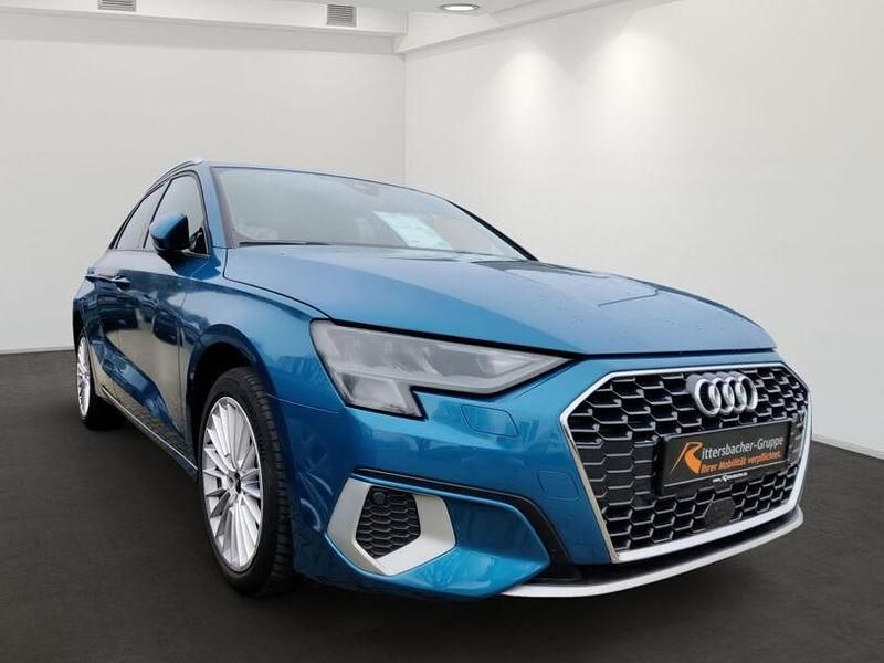 Gebraucht Audi A3 e-tron Ambiente 2021 Blau Kleinwagen