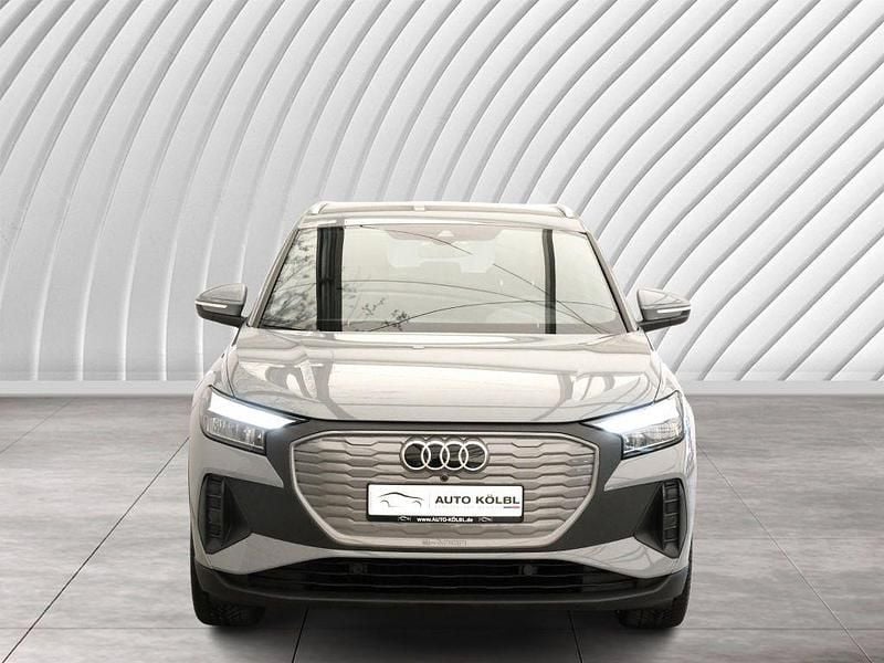 Gebraucht Audi Q4 e-tron 150 kW (204 PS) 2022 Kieselgrau SUV