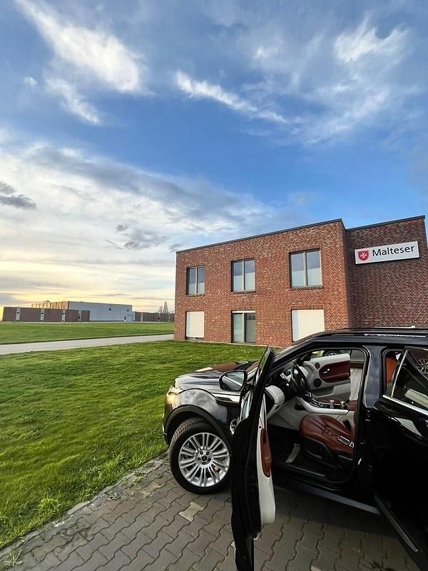 Schwarz Gebraucht 2013 Land Rover Range Rover evoque SUV | 14.500 € (Fairer Preis) - Bild 1/4