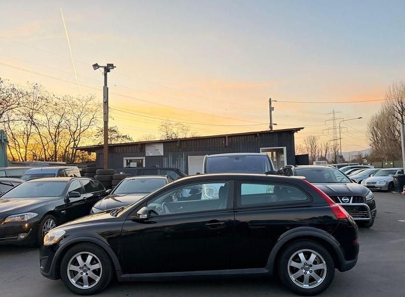 Gebraucht Volvo C30 Kinetic 114 PS (83 kW) 2011 Schwarz Kleinwagen
