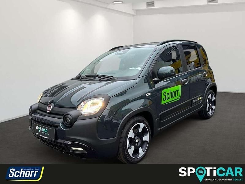 Foresta grün/schwarzes dach Gebraucht 2025 Fiat Panda Cross Cross Kleinwagen | 18.450 € (Teuer) - Bild 1/4
