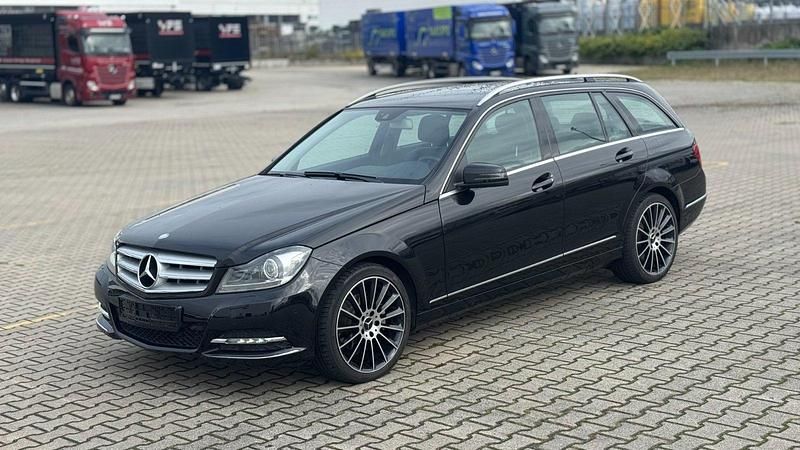 Schwarz Gebraucht 2014 Mercedes C220 Kombi | 10.800 € (Superpreis) - Bild 1/4