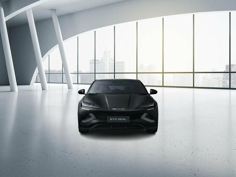 Gebraucht BYD Seal Comfort 169 kW (231 PS) 2025 Space black Limousine
