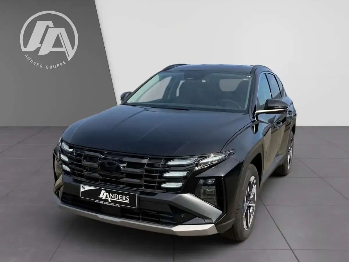 Neu Hyundai Tucson Trend 239 PS (175 kW) 2026 Schwarz abyss black / met SUV
