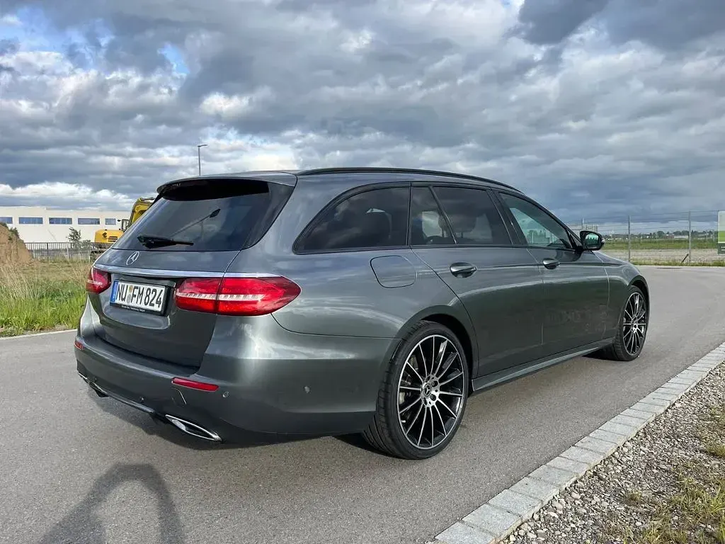 Gebraucht Mercedes E400 340 PS (250 kW) 2018 Grau Limousine