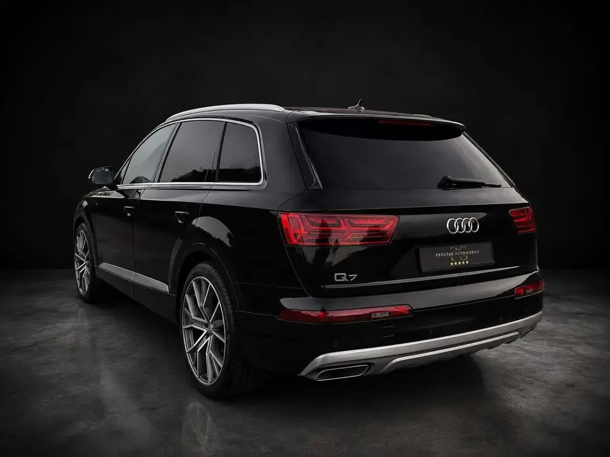 Gebraucht Audi Q7 S-Line 218 PS (160 kW) 2017 Orcaschwarz/deep black SUV
