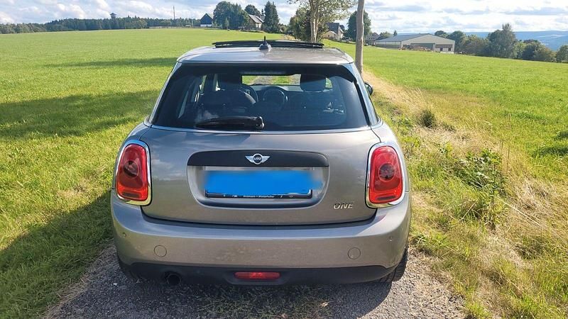 Gebraucht Mini ONE 102 PS (75 kW) 2016 Grau Kleinwagen