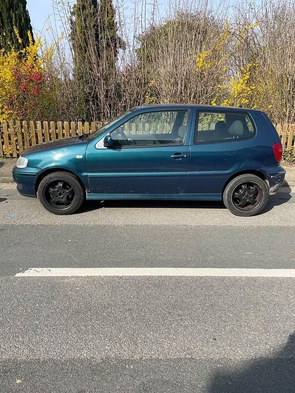 Gebraucht VW Polo Edition 75 PS (55 kW) 2001 Grün Limousine