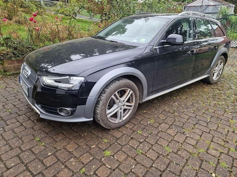Schwarz Gebraucht 2014 Audi A4 Allroad Kombi | 17.500 € (Fairer Preis) - Bild 1/4