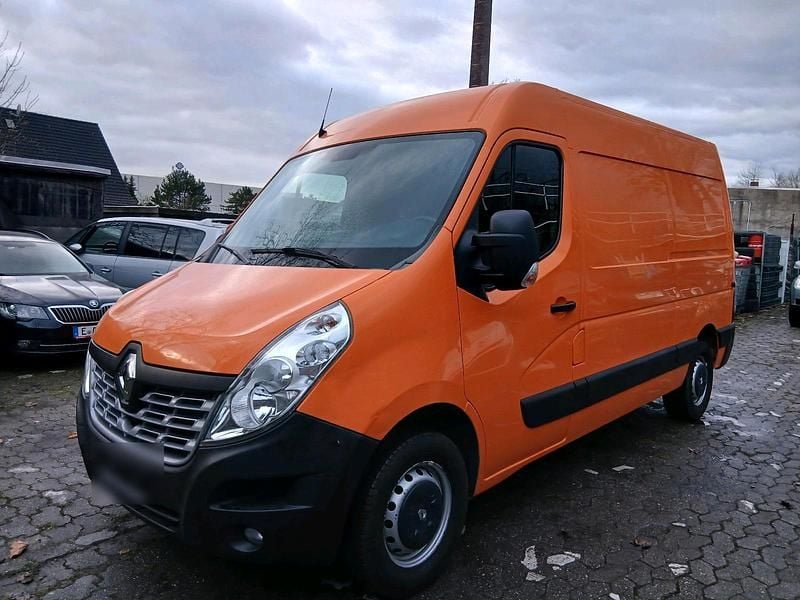 Orange Gebraucht 2019 Renault Master Limousine | 9.900 € (Superpreis) - Bild 1/4