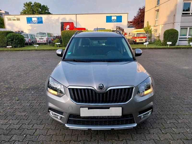 Gebraucht 2018 Skoda Yeti SUV | 9.750 € - Bild 1/4