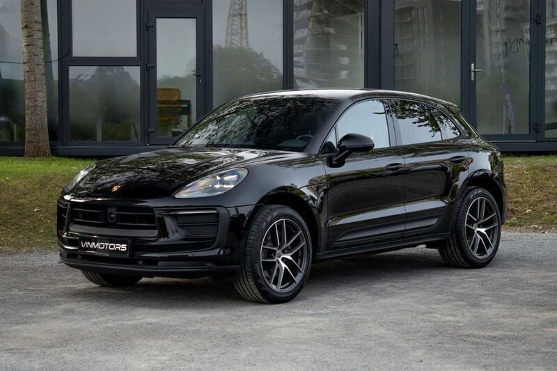 Schwarz Gebraucht 2023 Porsche Macan Basis SUV | 55.000 € - Bild 1/4