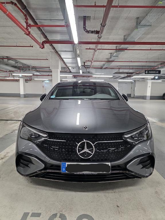 Gebraucht Mercedes EQE500 AMG line 300 kW (408 PS) 2023 Grau Limousine