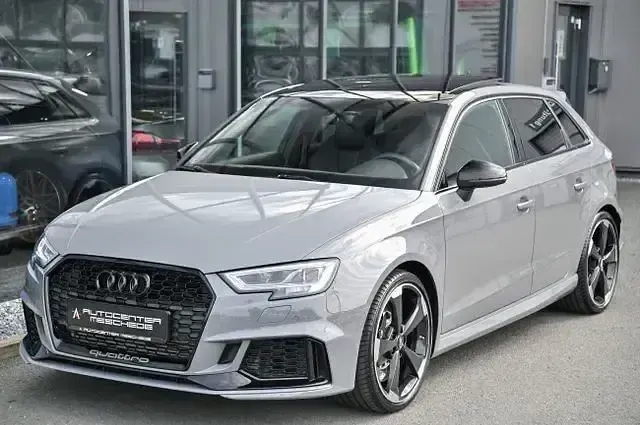Gebraucht Audi RS3 Sportback Advanced 500 PS (367 kW) 2019 Andere Kleinwagen