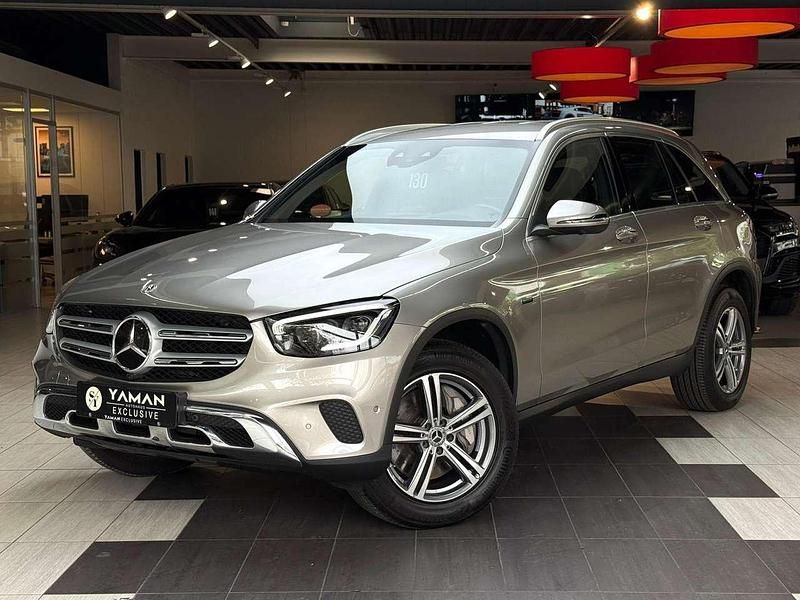 Silber Gebraucht 2021 Mercedes GLC300e SUV | 39.650 € (Fairer Preis) - Bild 1/4