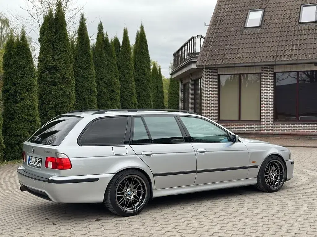 Gebraucht BMW 540 Performance 286 PS (210 kW) 2000 Silber Kombi