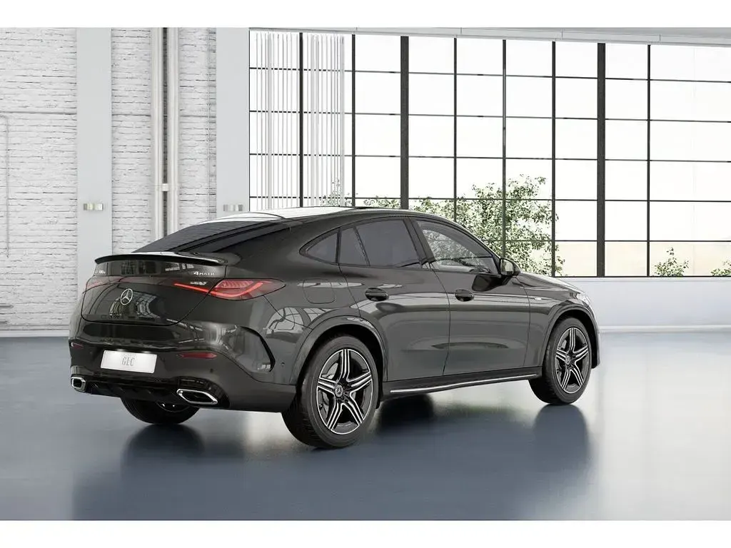Gebraucht Mercedes GLC300e AMG 204 PS (150 kW) 2025 Grau SUV