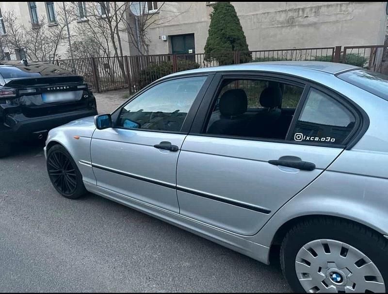 Gebraucht BMW 318 149 PS (109 kW) 2004 Weiß Limousine