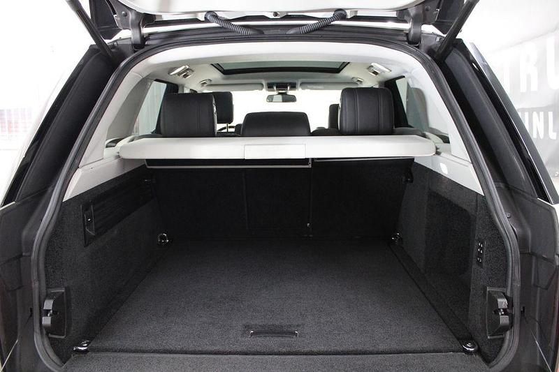 Gebraucht Land Rover Range Rover Vogue 258 PS (189 kW) 2013 Silber SUV