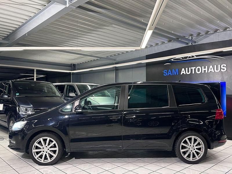 Gebraucht VW Sharan Trendline 150 PS (110 kW) 2012 Schwarz Van / Kleinbus