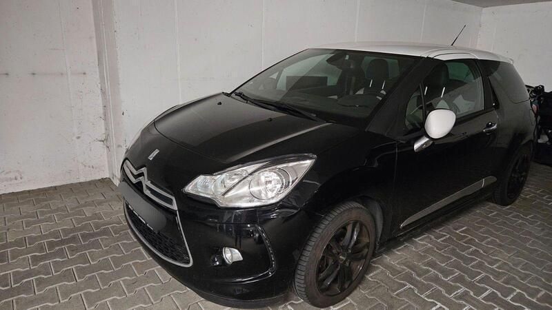 Schwarz Gebraucht 2012 Citroën DS3 Sport Chic Limousine | 5.200 € (Fairer Preis) - Bild 1/4