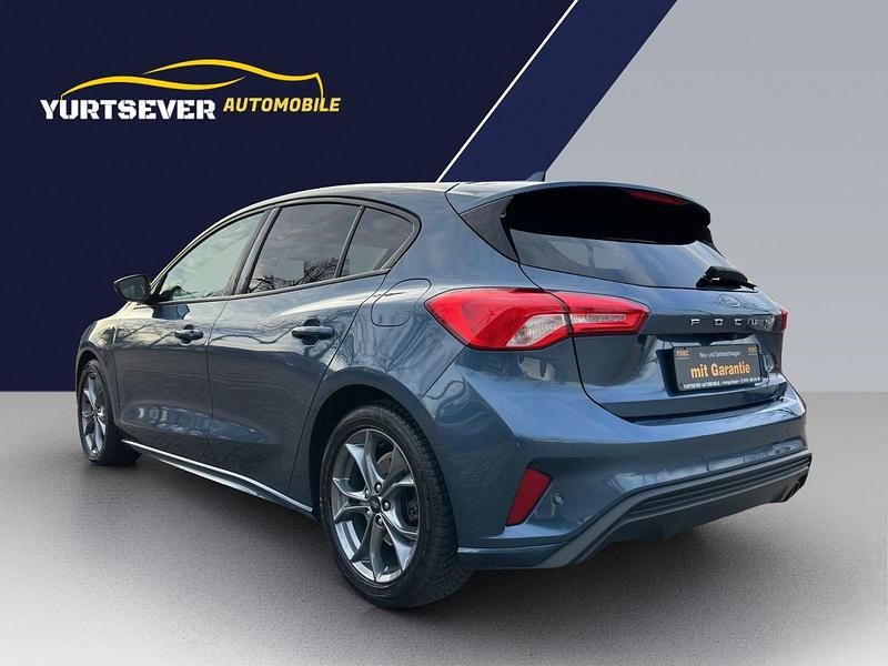 Gebraucht Ford Focus ST-Line 125 PS (91 kW) 2020 Blau Kleinwagen