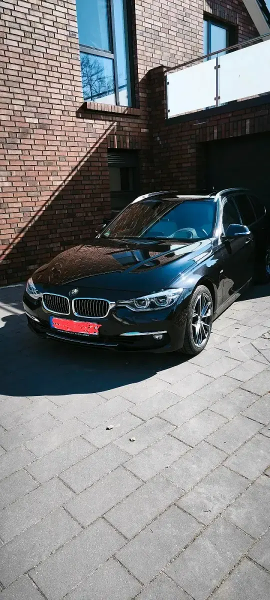 Gebraucht BMW 325 Luxury Line 224 PS (164 kW) 2017 Schwarz Kombi